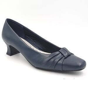 Easy Street Women Kitten Pump Heels Waive Size US 6N New Navy Faux Leather